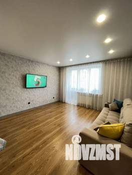 1-к квартира, посуточно, 38м2, 2/9 этаж