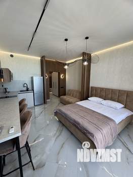 Студия квартира, посуточно, 40м2, 7/9 этаж