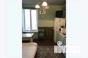 1-к квартира, посуточно, 40м2, 3/3 этаж
