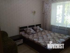 2-к квартира, посуточно, 45м2, 1/2 этаж