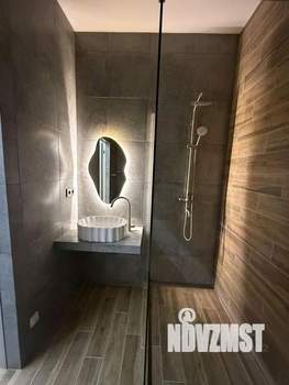 Студия квартира, посуточно, 43м2, 6/9 этаж