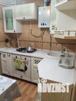 1-к квартира, посуточно, 48м2, 3/5 этаж