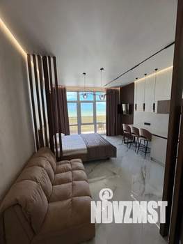 Студия квартира, посуточно, 40м2, 7/10 этаж