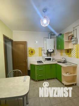 2-к квартира, посуточно, 45м2, 1/2 этаж