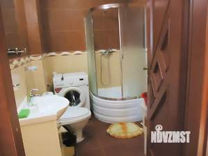 2-к квартира, посуточно, 50м2, 1/9 этаж