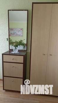 2-к квартира, посуточно, 45м2, -1/3 этаж