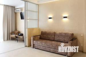 1-к квартира, посуточно, 62м2, 7/9 этаж
