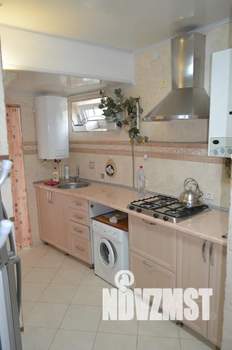 2-к квартира, посуточно, 40м2, 2/2 этаж
