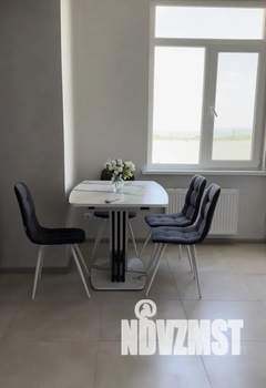 Студия квартира, посуточно, 42м2, 6/9 этаж