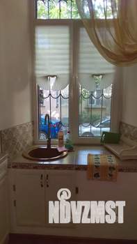 4-к квартира, посуточно, 100м2, 1/2 этаж