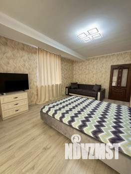 1-к квартира, посуточно, 42м2, 1/1 этаж