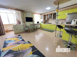 3-к квартира, посуточно, 100м2, 2/4 этаж