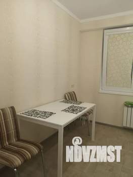 1-к квартира, посуточно, 42м2, 3/9 этаж