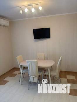 1-к квартира, посуточно, 60м2, 1/6 этаж