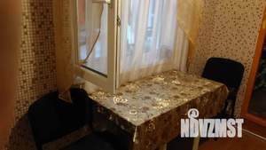 2-к квартира, посуточно, 45м2, 1/2 этаж