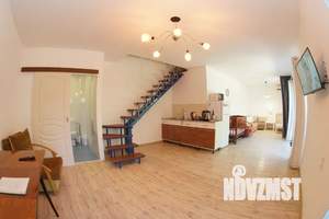 3-к квартира, посуточно, 90м2, 2/2 этаж