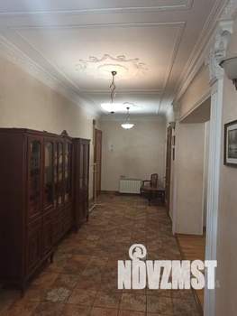 3-к квартира, посуточно, 120м2, 1/3 этаж