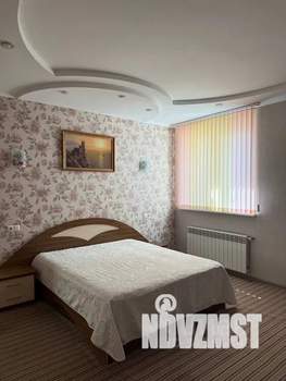 2-к квартира, посуточно, 43м2, 1/2 этаж