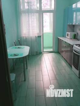 1-к квартира, посуточно, 36м2, 3/9 этаж