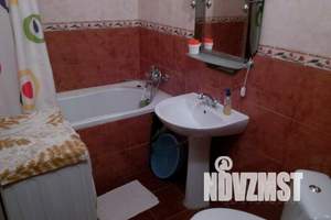 2-к квартира, посуточно, 10м2, 1/2 этаж