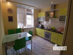 2-к квартира, посуточно, 80м2, 2/9 этаж
