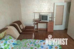 2-к квартира, посуточно, 45м2, 3/5 этаж