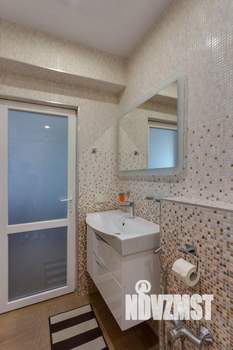2-к квартира, посуточно, 55м2, 1/1 этаж