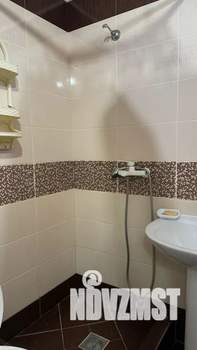 1-к квартира, посуточно, 42м2, 1/2 этаж