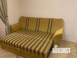 1-к квартира, посуточно, 42м2, 1/10 этаж