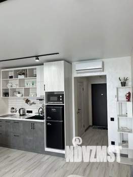 Студия квартира, посуточно, 40м2, 10/10 этаж