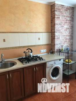 1-к квартира, посуточно, 36м2, 3/9 этаж