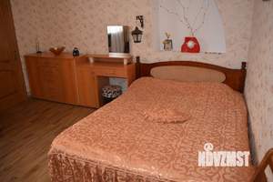 2-к квартира, посуточно, 60м2, 1/1 этаж