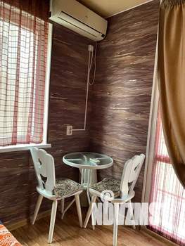 1-к квартира, посуточно, 25м2, 1/2 этаж