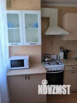 1-к квартира, посуточно, 35м2, 4/9 этаж