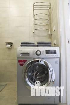 Студия квартира, посуточно, 33м2, 6/8 этаж