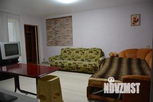 Студия квартира, посуточно, 30м2, 1/1 этаж