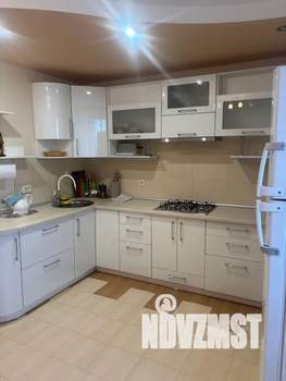 1-к квартира, посуточно, 60м2, 1/6 этаж