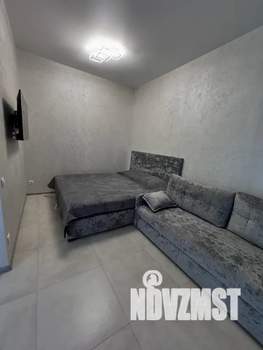 Студия квартира, посуточно, 42м2, 6/9 этаж