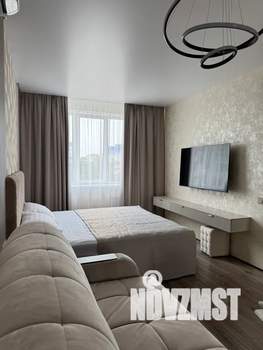 1-к квартира, посуточно, 37м2, 4/6 этаж