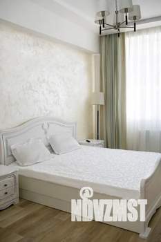 1-к квартира, посуточно, 48м2, 5/6 этаж