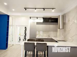 1-к квартира, посуточно, 62м2, 4/9 этаж