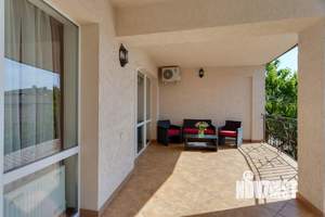 2-к квартира, посуточно, 55м2, 1/1 этаж