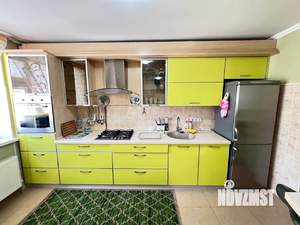3-к квартира, посуточно, 100м2, 2/4 этаж