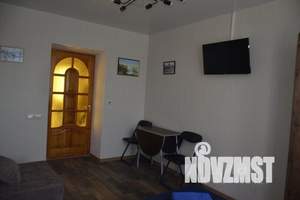 1-к квартира, посуточно, 18м2, 1/2 этаж