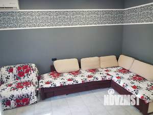 Студия квартира, посуточно, 40м2, 1/2 этаж