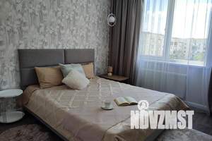 1-к квартира, посуточно, 47м2, 4/9 этаж