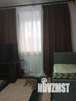 1-к квартира, посуточно, 20м2, 1/2 этаж