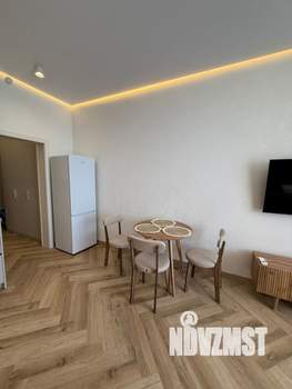 Студия квартира, посуточно, 38м2, 6/9 этаж