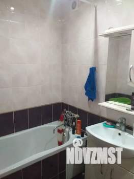 Студия квартира, посуточно, 55м2, 1/5 этаж