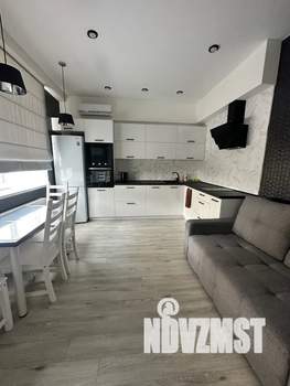 1-к квартира, посуточно, 47м2, 4/5 этаж